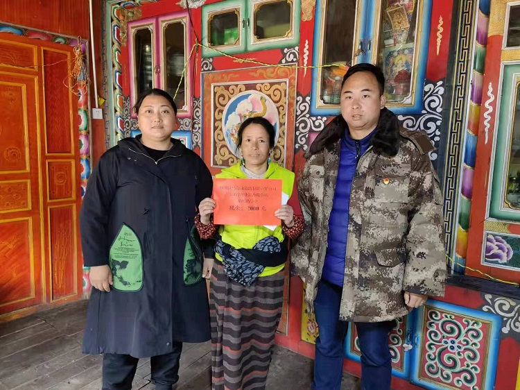 關愛單親母親，助力學子(zǐ)成長.jpg