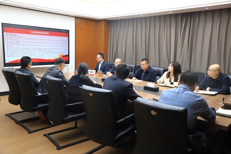 提高法治意識 推進依法治企——蜀道(dào)電氣化公司舉辦2023年第二次法律合規講堂.jpg